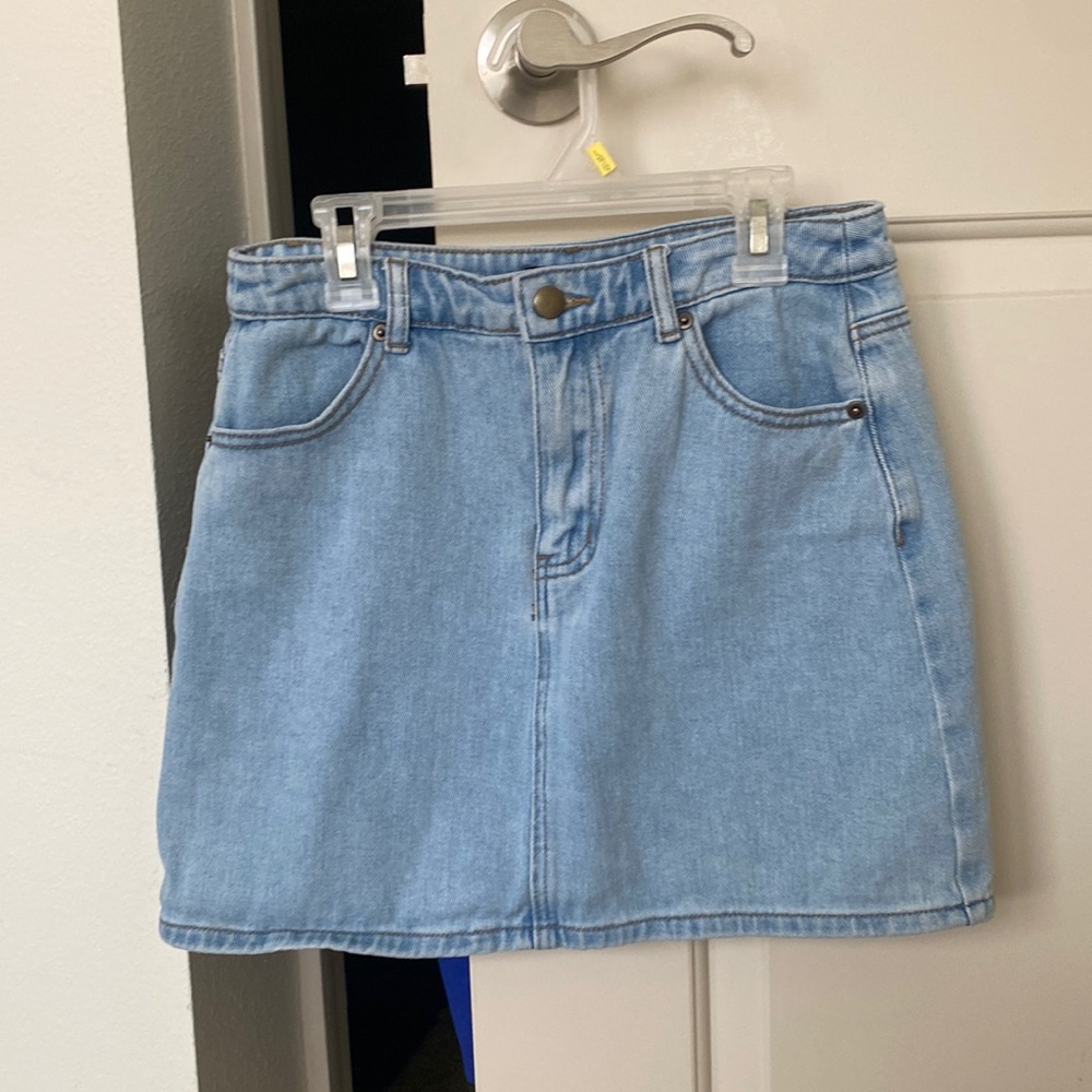Light wash jean skirt